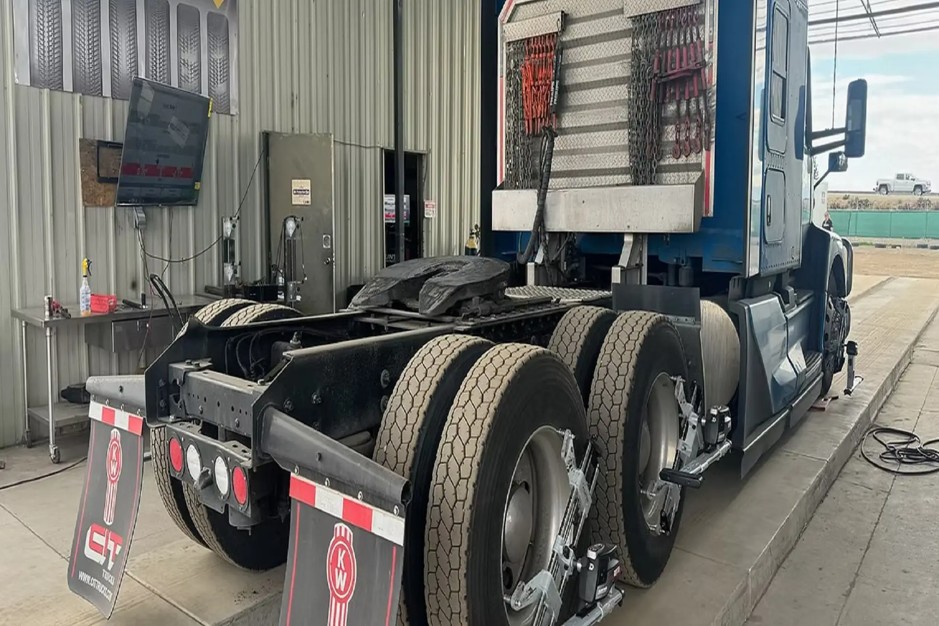 Trailer alignment service Bakersfield CA
