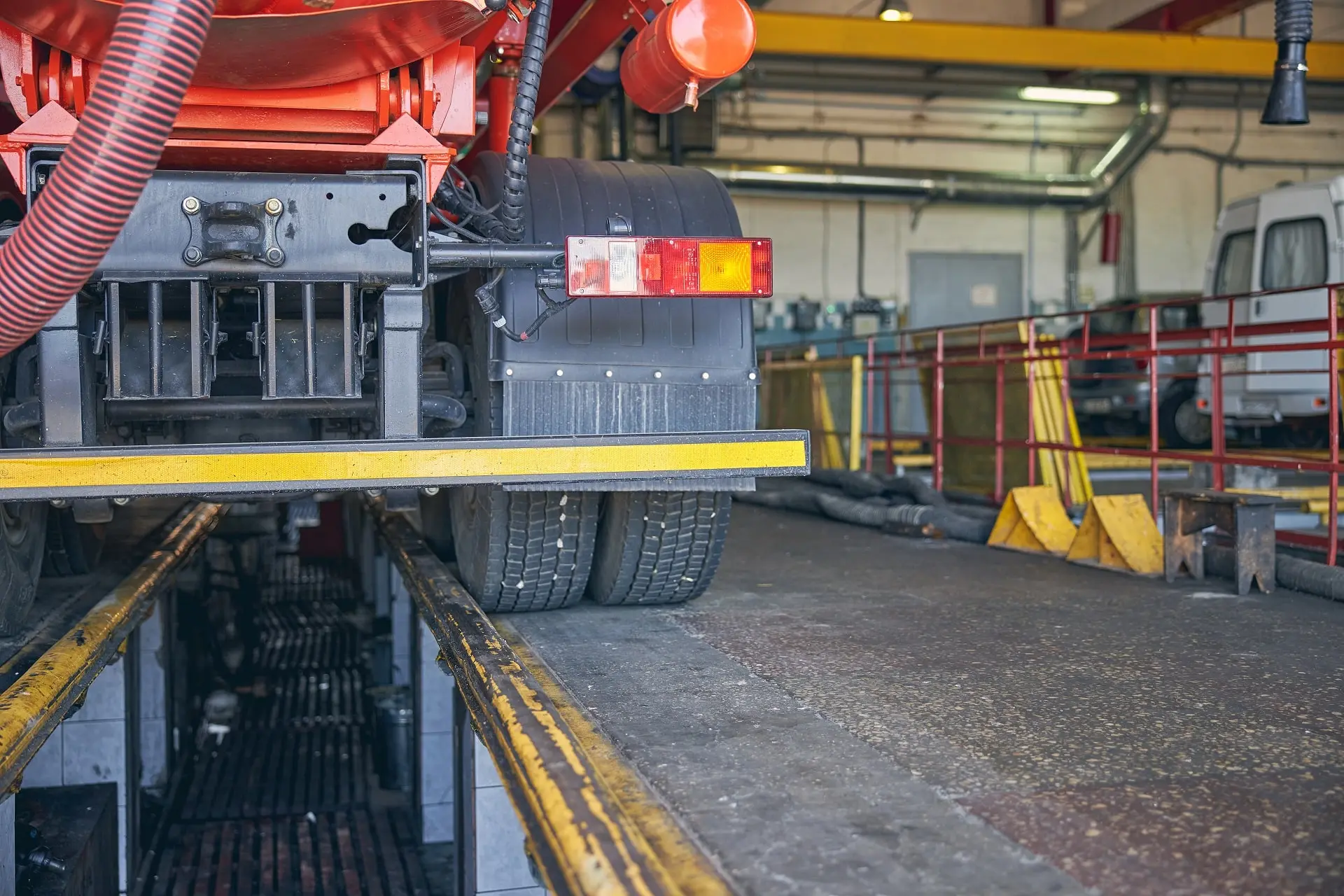 Semi truck wheel alignment Bakersfield